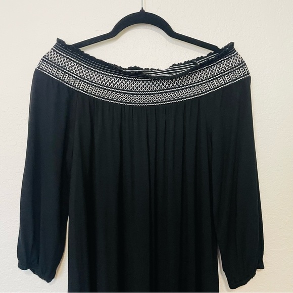 Chico’s woman over the shoulder casual dress size 2 Medium black flowy minimal - Picture 2 of 9